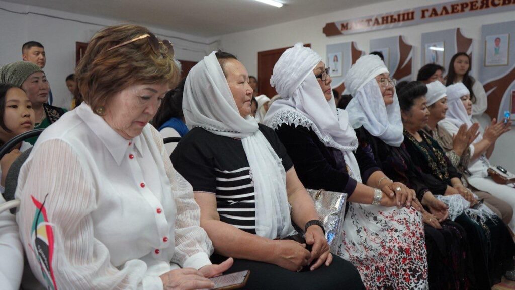 Сегодня в рамках 30-летия Ассамблеи народа Казахстана, по инициативе Городского совета матерей при АНК области Жетісу состоялось праздничное мероприятие «Ана-өмір шуағы», приуроченное ко Дню Матери.